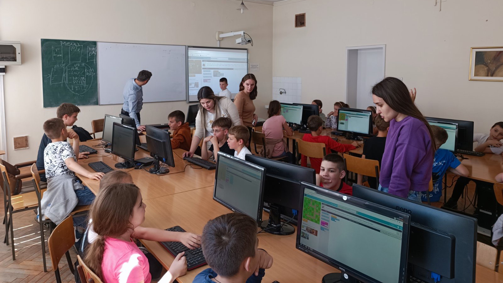Завршен мајски циклус радионица из Дигиталног света